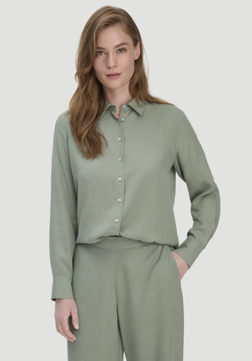 hessnatur Bluse Relaxed aus TENCEL™ Lyocell von|Damen Blusen