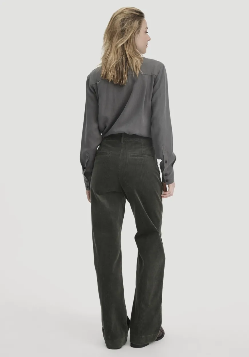 hessnatur Cordhose Wide Leg Relaxed aus Bio-Baumwolle von|Damen Hosen & Shorts