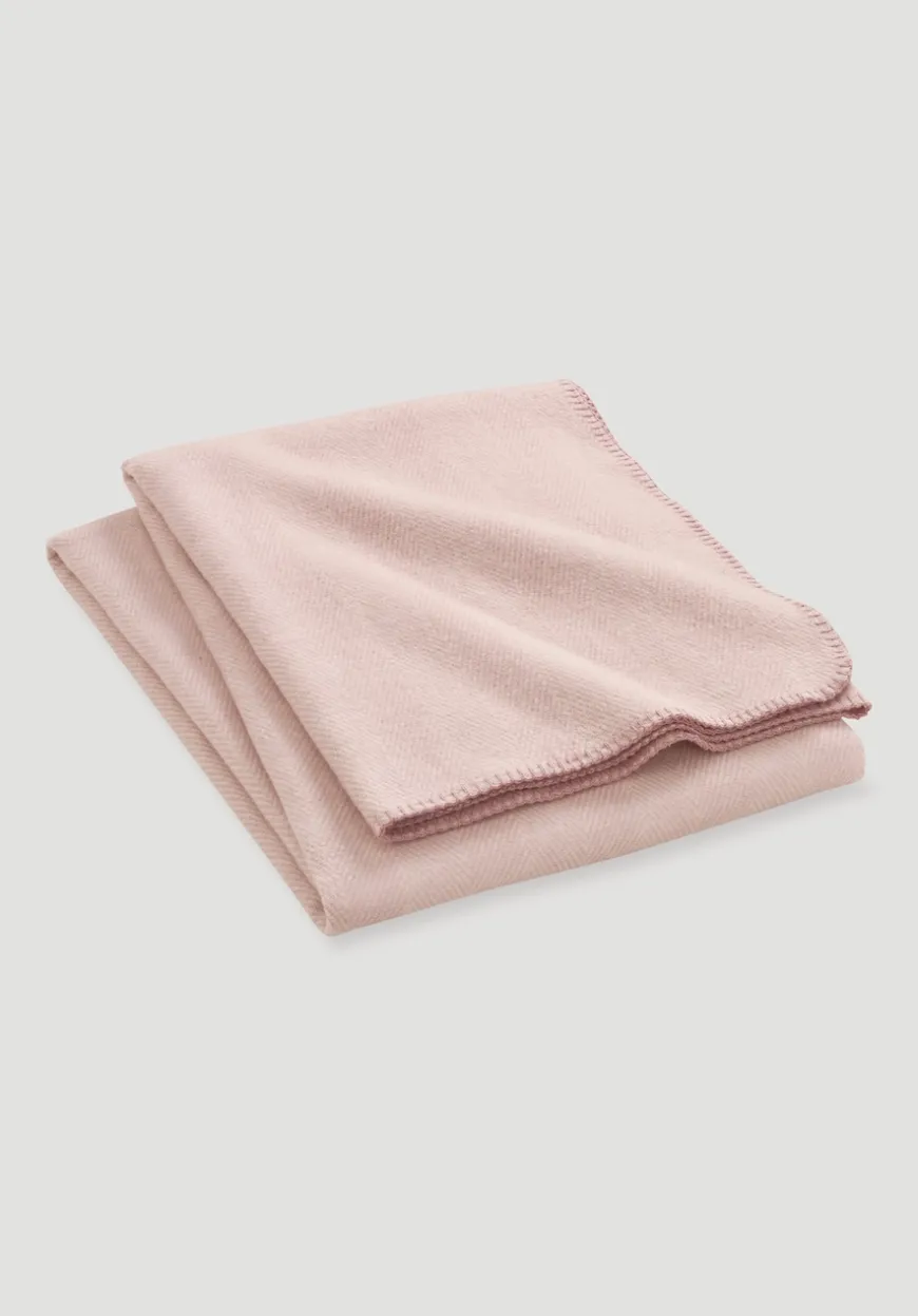 hessnatur Decke MERLE aus reiner Bio-Baumwolle von| Wolldecken & Plaids
