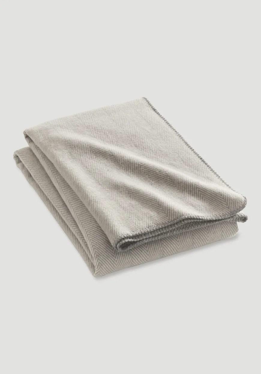 hessnatur Decke MERLE aus reiner Bio-Baumwolle von| Wolldecken & Plaids