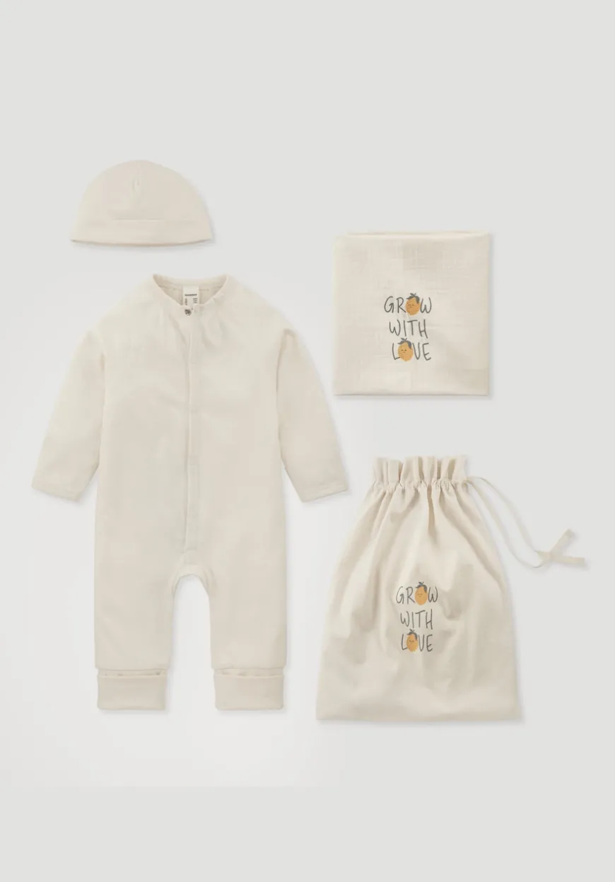 hessnatur Erstausstattung Newborn im Set aus reiner Bio-Baumwolle von| Erstlings-Sets