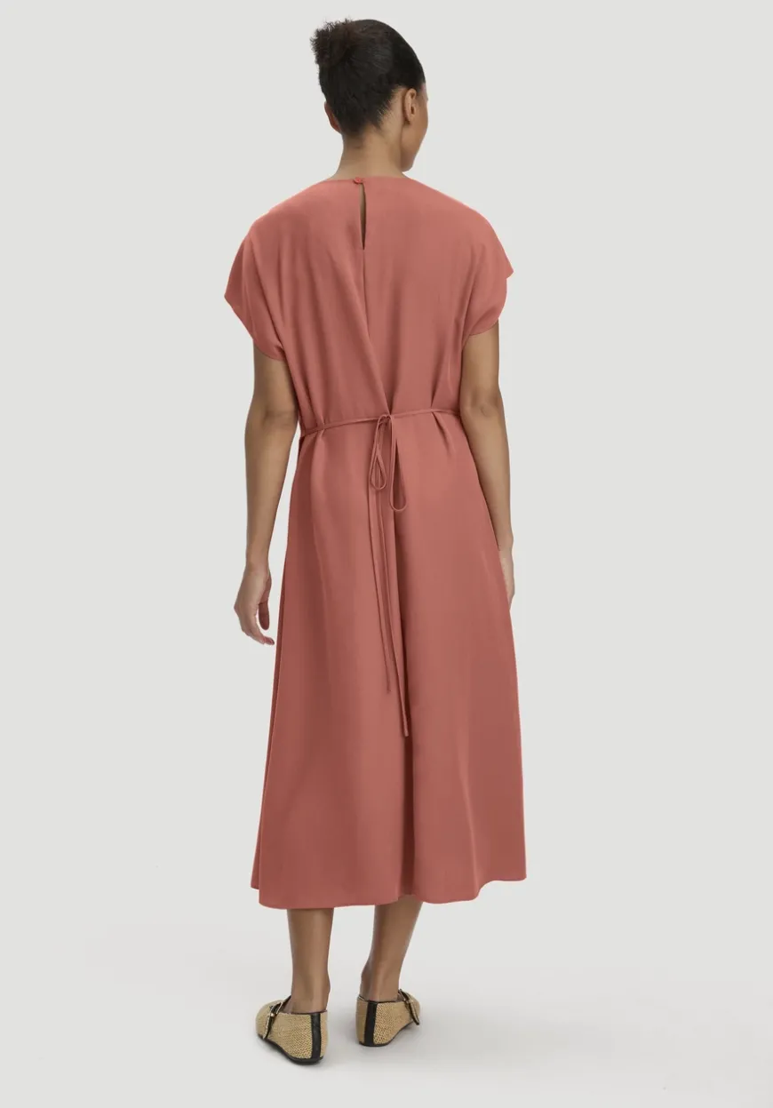 hessnatur Gewebe Kleid mit Wickeloptik Midi aus reinem TENCEL™ Lyocell von|Damen Kleider & Röcke