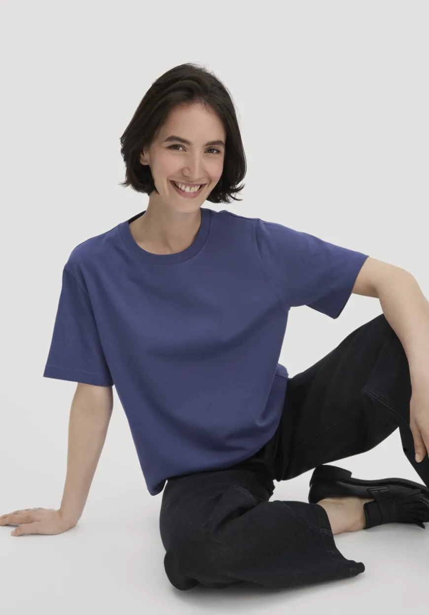 hessnatur Heavy Jersey T-Shirt Oversize aus reiner Bio-Baumwolle von|Damen Shirts & Tops|T-Shirts