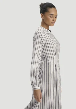 hessnatur Hemdblusenkleid mit Taillierung Maxi aus Bio-Baumwolle mit Leinen von|Damen Kleider & Röcke