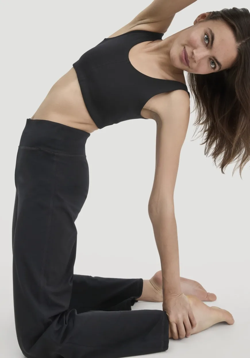 hessnatur Hose Regular ACTIVE LIGHT aus Bio-Baumwolle von|Damen Hosen & Shorts|Yoga & Activewear
