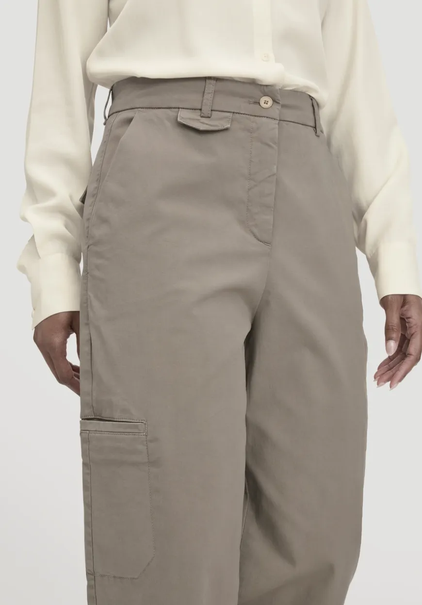 hessnatur Hose Soft Utility Cargo Relaxed aus Bio-Baumwolle von|Damen Hosen & Shorts