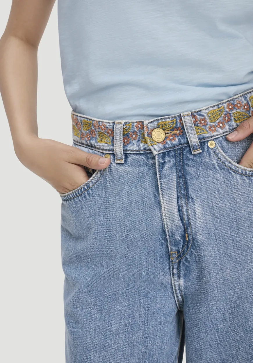 hessnatur Jeans ALVA Wide Leg Embroidery aus Bio-Baumwolle mit TENCEL™ Lyocell von|Damen Jeans