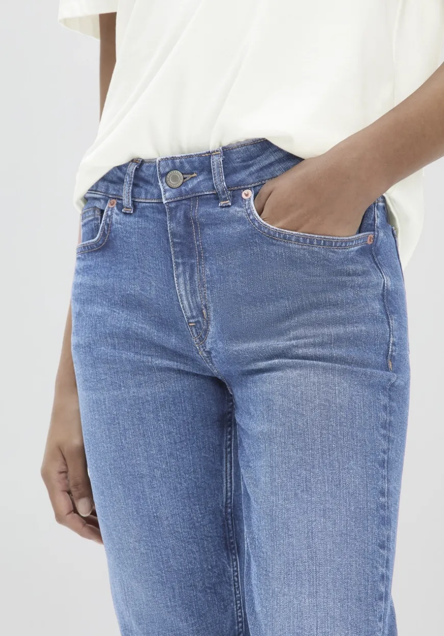 hessnatur Jeans LEA Mid Rise Slim aus Bio-Denim von|Damen Jeans