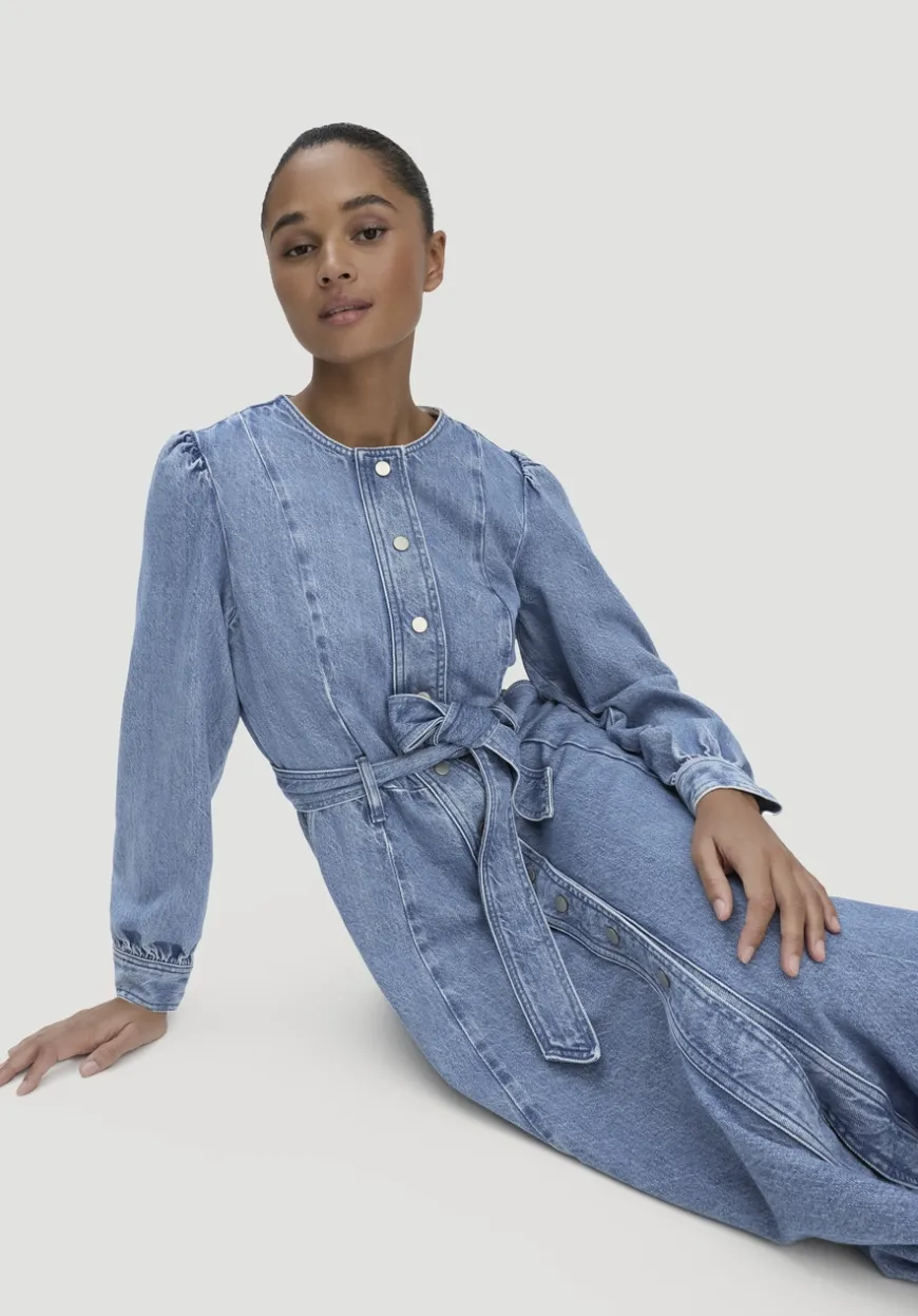 hessnatur Jeanskleid Regular Midi aus Bio-Baumwolle und TENCEL™ Lyocell von|Damen Kleider & Röcke