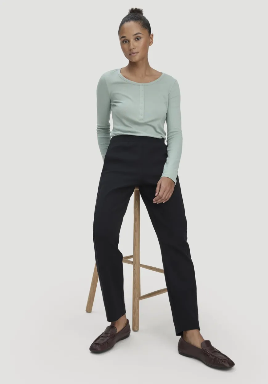 hessnatur Jersey Hose Regular aus Bio-Baumwolle von|Damen Hosen & Shorts|T-Shirts