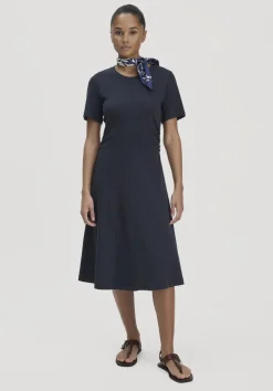 hessnatur Jersey Kleid Kniebedeckend Slim aus reiner Bio-Baumwolle von|Damen Kleider & Röcke