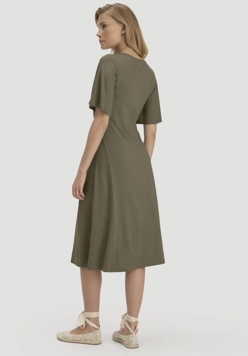 hessnatur Jersey Kleid Kniebedeckend Slim aus TENCEL™ Lyocell von|Damen Kleider & Röcke