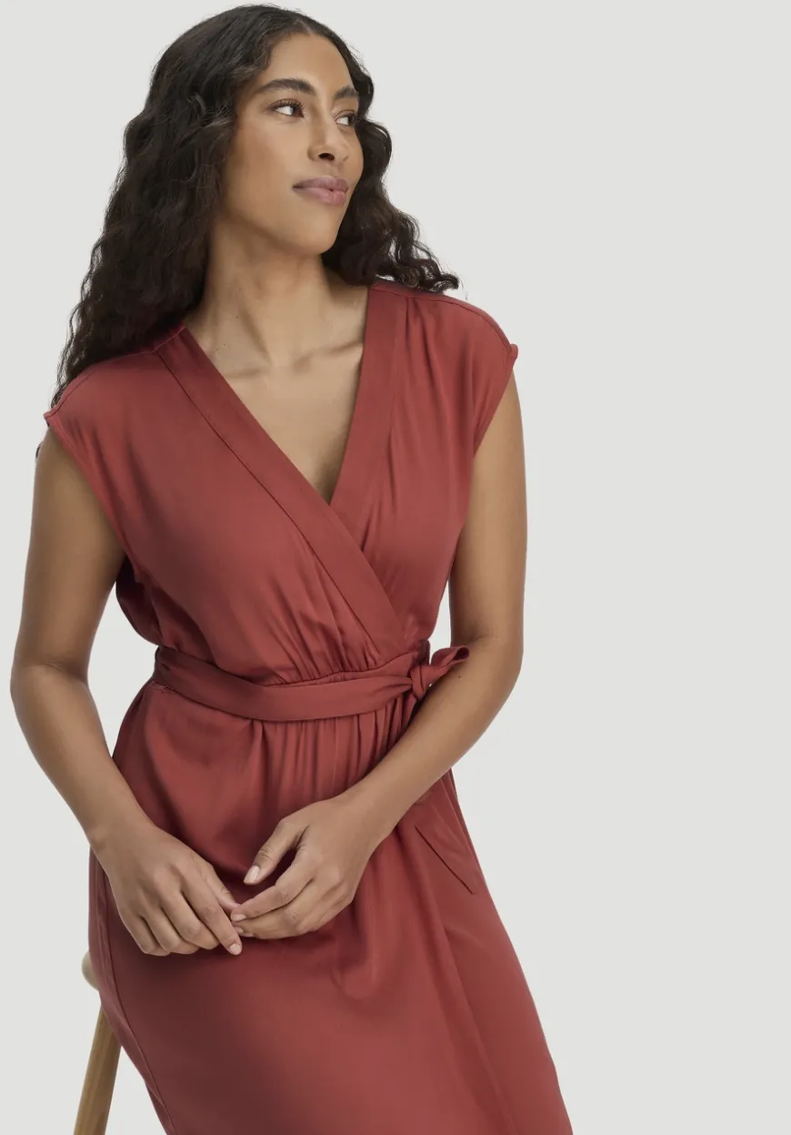 hessnatur Kleid mit Wickeloptik Midi aus LENZING™ ECOVERO™ von|Damen Kleider & Röcke