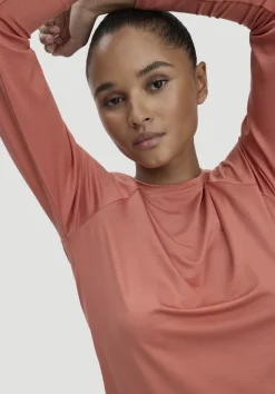 hessnatur Longsleeve Regular ACTIVE COMFORT aus TENCEL™ Lyocell von|Damen Shirts & Tops|Yoga & Activewear