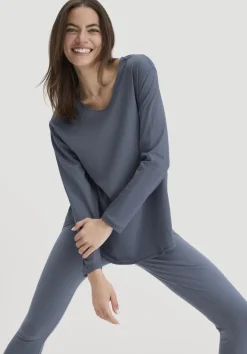 hessnatur Longsleeve Relaxed ACTIVE LIGHT aus reiner Bio-Baumwolle von|Damen Shirts & Tops|Yoga & Activewear