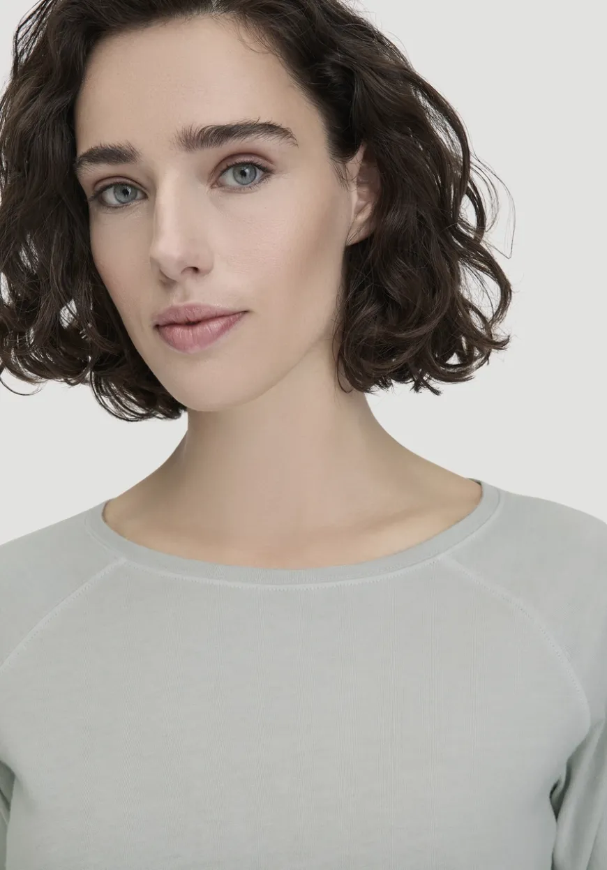 hessnatur Longsleeve Relaxed aus reiner Bio-Baumwolle von|Damen Shirts & Tops