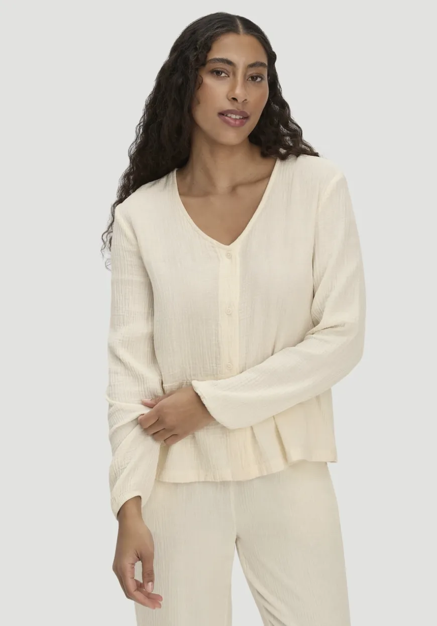 hessnatur Musselin Pyjamabluse PURE COMFORT aus reiner Bio-Baumwolle von|Damen Nachtwäsche|Nachtwäsche