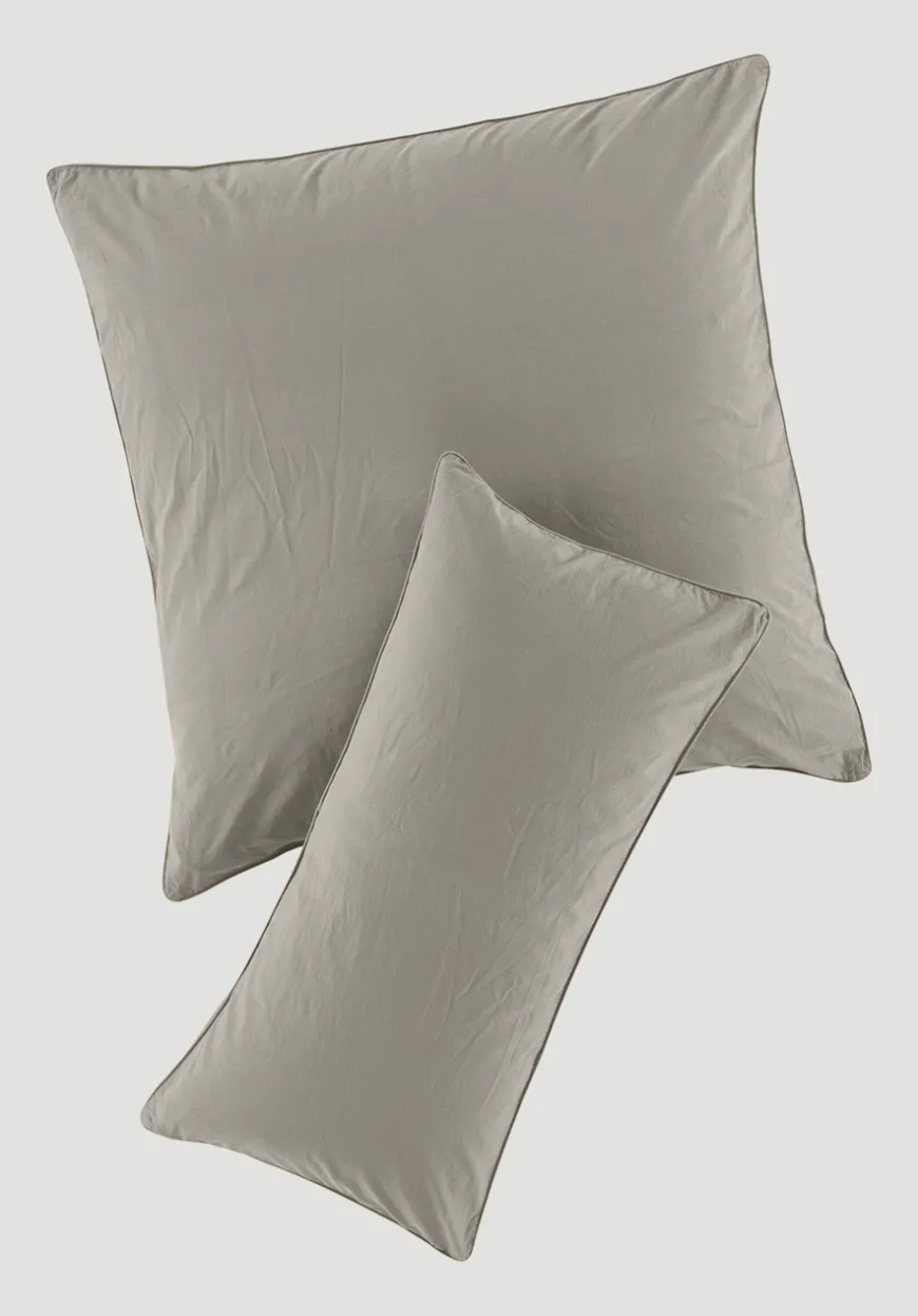 hessnatur Perkal Kissenbezug aus reiner Bio-Baumwolle von| Bettwäsche