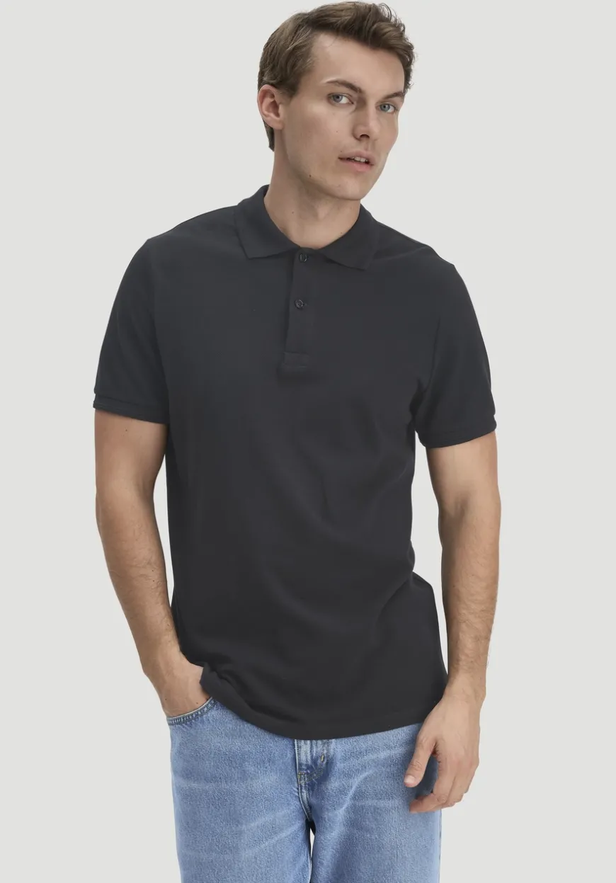 hessnatur Piqué Polo Regular aus reiner Bio-Baumwolle von|Herren T-Shirts|T-Shirts