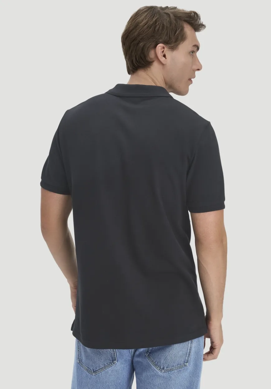 hessnatur Piqué Polo Regular aus reiner Bio-Baumwolle von|Herren T-Shirts|T-Shirts