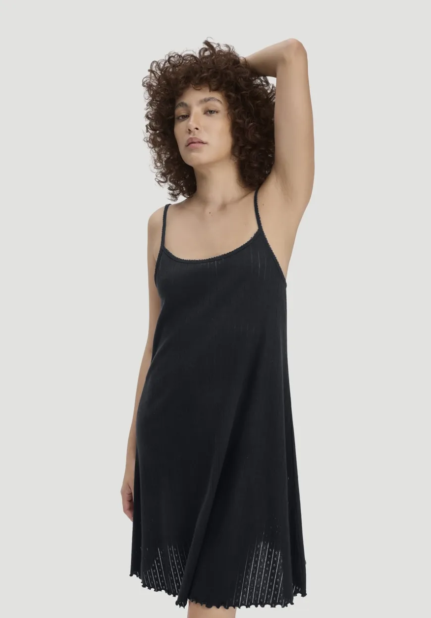 hessnatur Pointelle Nachthemd PURE COTTON aus reiner Bio-Baumwolle von|Damen Nachtwäsche|Nachtwäsche