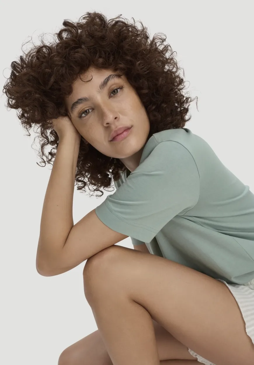 hessnatur Schlaf T-Shirt PURE COTTON aus reiner Bio-Baumwolle von|Damen Nachtwäsche|Nachtwäsche