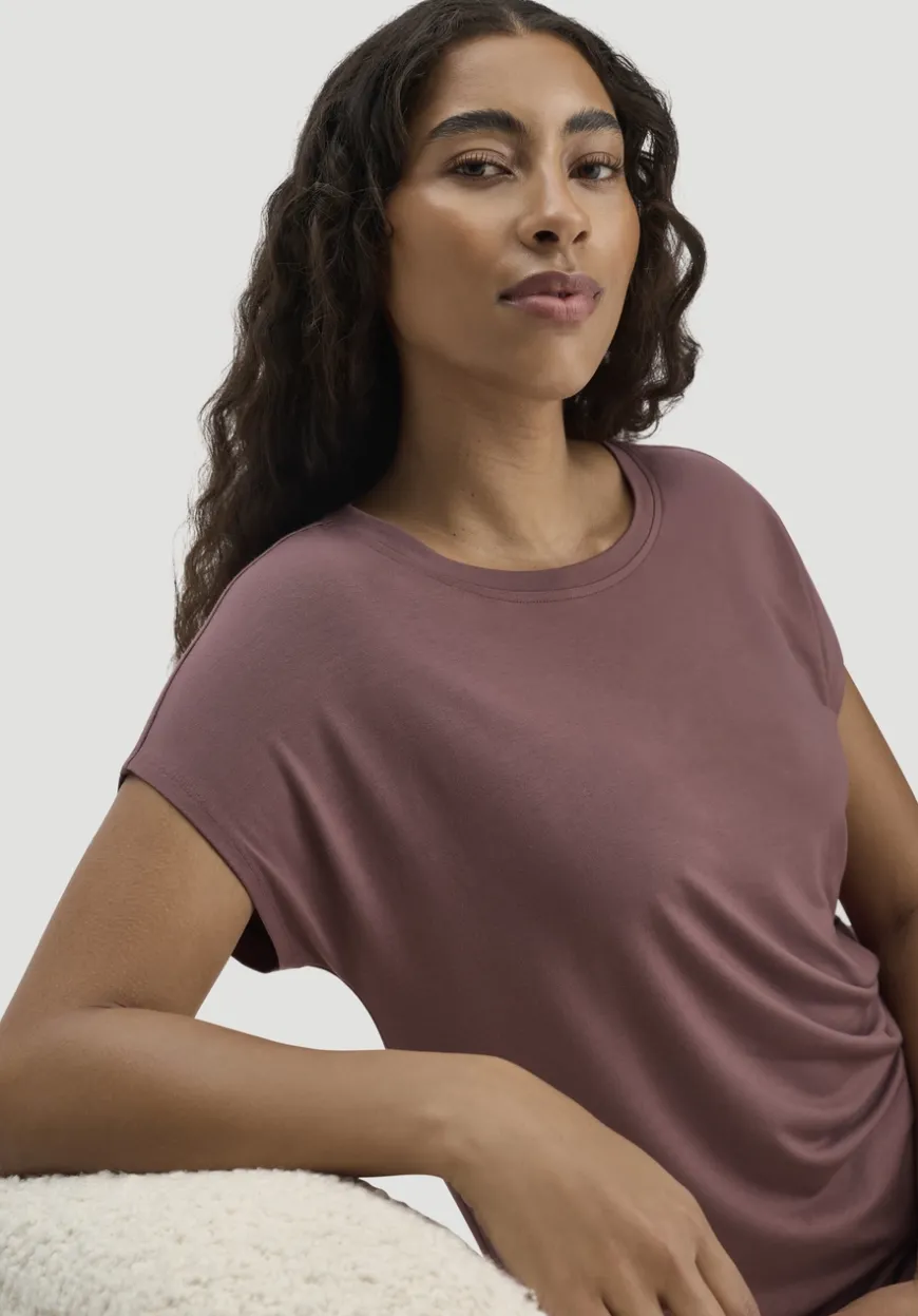 hessnatur Schlaf T-Shirt PURE FLOW aus TENCEL™ Modal von|Damen Nachtwäsche|Nachtwäsche
