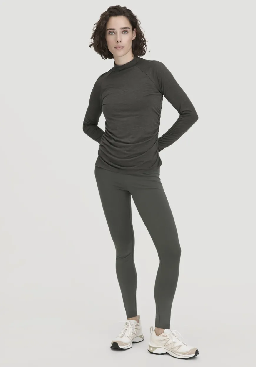 hessnatur Shirt Langarm Slim ACTIVE FUNCTIONAL aus Bio-Merinowolle und TENCEL™ Lyocell von|Damen Shirts & Tops|Yoga & Activewear