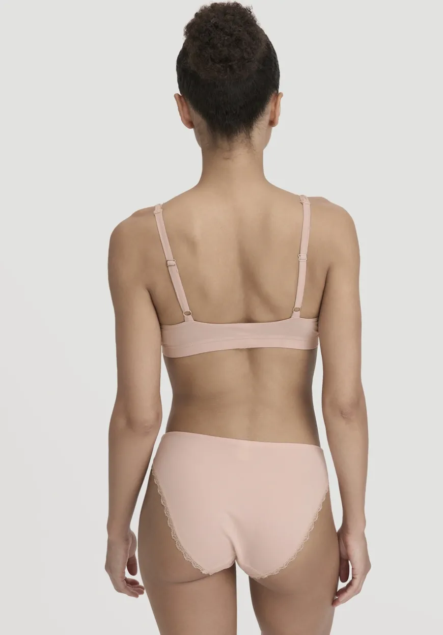 hessnatur Slip Regular Cut COTTON FEEL LACE aus Bio-Baumwolle von|Damen Unterteile|Unterteile