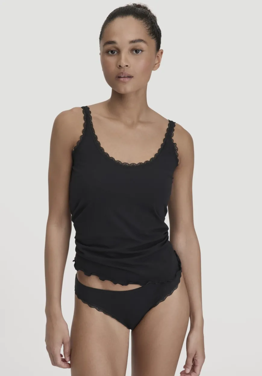 hessnatur Slip Regular Cut COTTON FEEL LACE aus Bio-Baumwolle von|Damen Unterteile|Unterteile