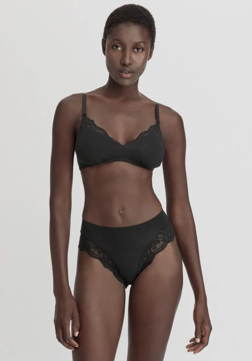 hessnatur Soft BH PURE SENSE LACE aus TENCEL™ Modal von|Damen Bhs|Bhs & Bustiers