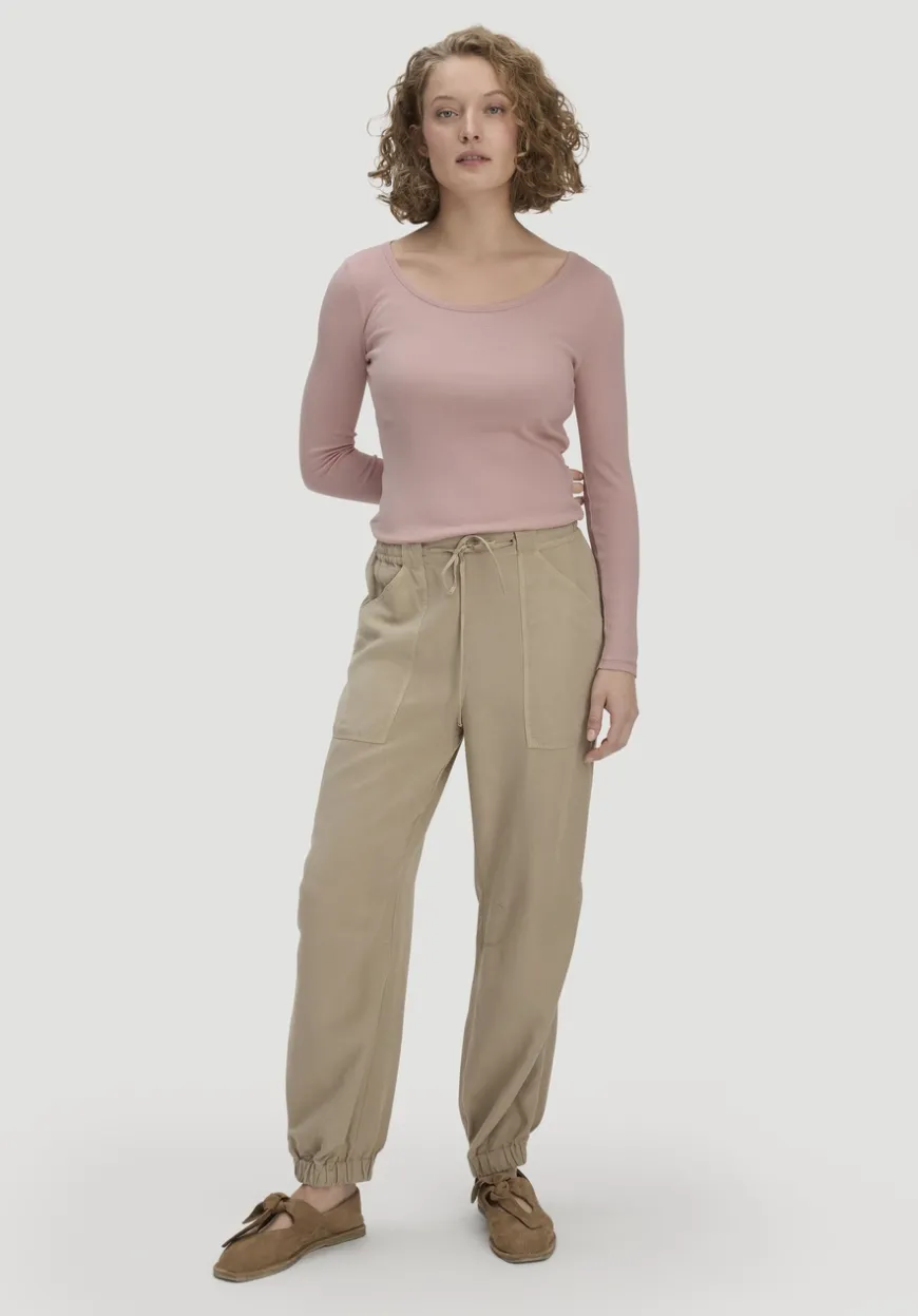 hessnatur Softrib Longsleeve Fitted aus Bio-Baumwolle und TENCEL™ Modal von|Damen Shirts & Tops