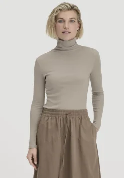 hessnatur Softrib Longsleeve Fitted aus Bio-Baumwolle und TENCEL™ Modal von|Damen Shirts & Tops|T-Shirts