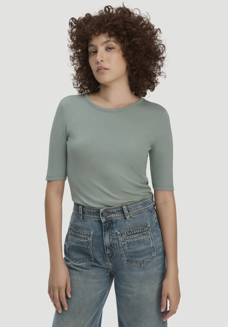 hessnatur Softrib T-Shirt Fitted aus Bio-Baumwolle und TENCEL™ Modal von|Damen Shirts & Tops|T-Shirts