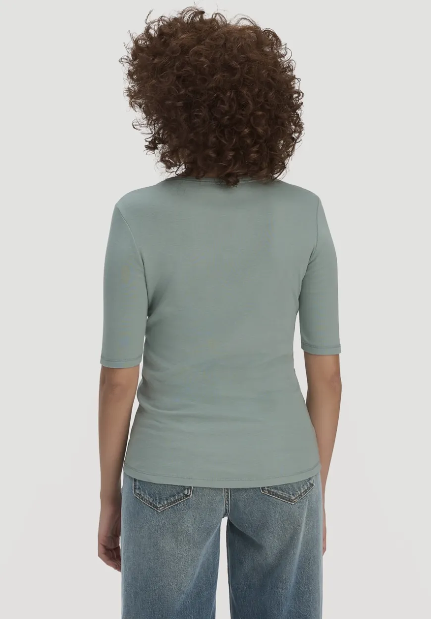 hessnatur Softrib T-Shirt Fitted aus Bio-Baumwolle und TENCEL™ Modal von|Damen Shirts & Tops|T-Shirts