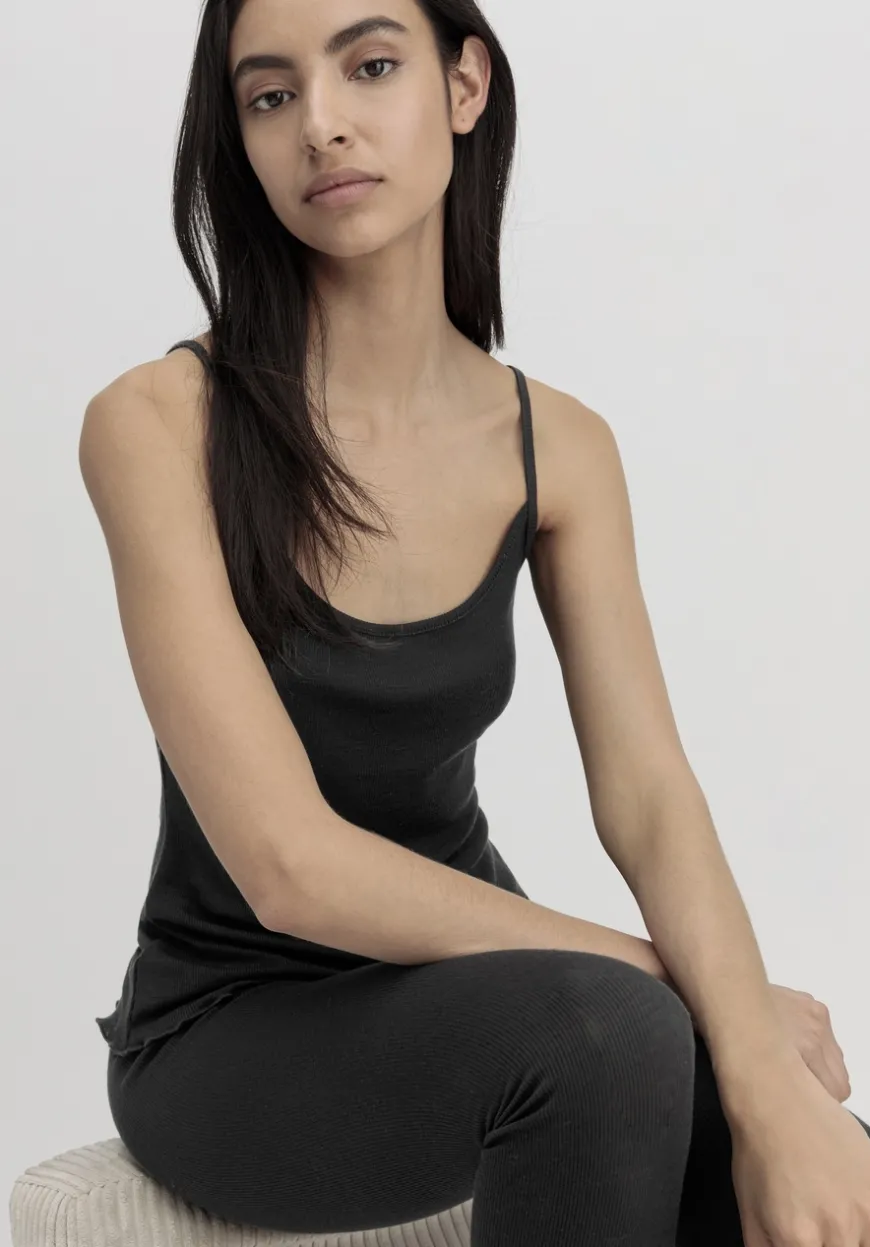 hessnatur Spaghetti Top Fitted WARM TOUCH aus Bio-Merinowolle und TENCEL™ Lyocell von|Damen Merino-Funktionswäsche|Merino-Funktionswäsche