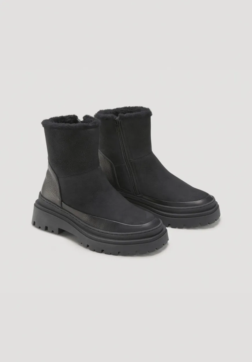 hessnatur Stiefelette aus chromfrei gegerbtem Nubuk-Leder von|Damen Schuhe