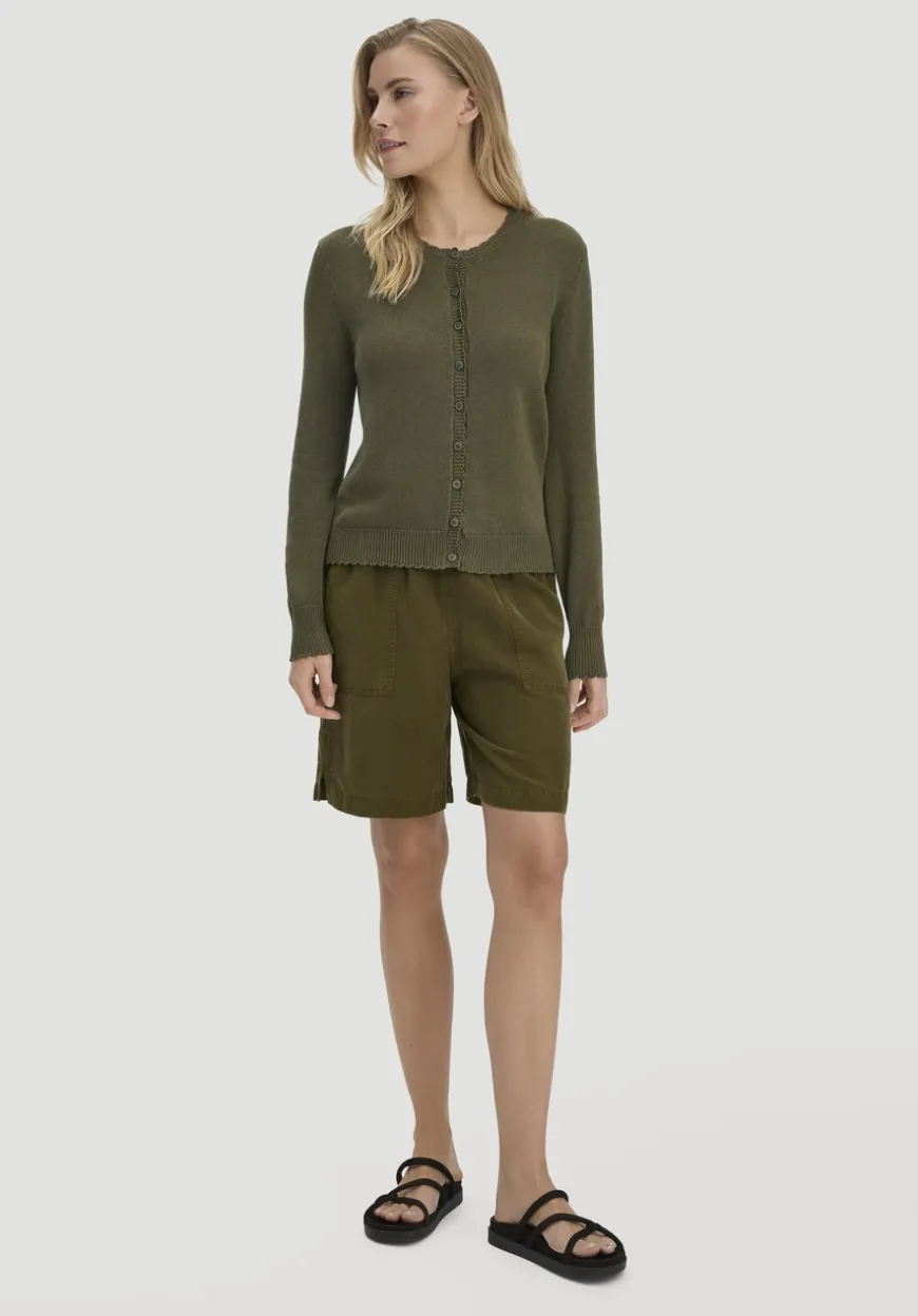 hessnatur Strick Jacke Regular aus Leinen mit Bio-Baumwolle und LENZING™ ECOVERO von|Damen Strickjacken