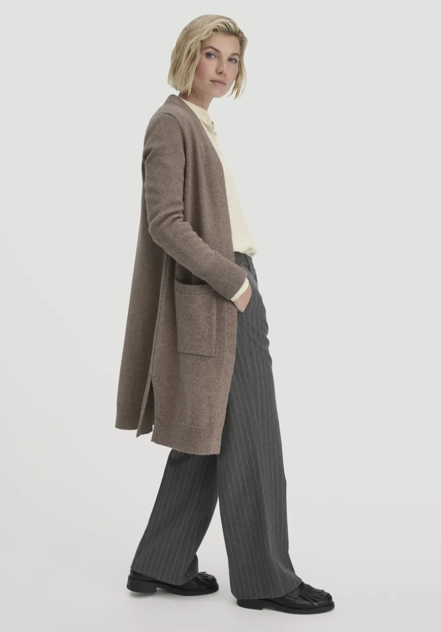 hessnatur Strick Jacke Relaxed aus Bio-Merinowolle mit Bio-Baumwolle von|Damen Strickjacken