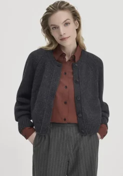 hessnatur Strick Jacke Relaxed Cropped aus Bio-Merinowolle mit Bio-Baumwolle von|Damen Strickjacken