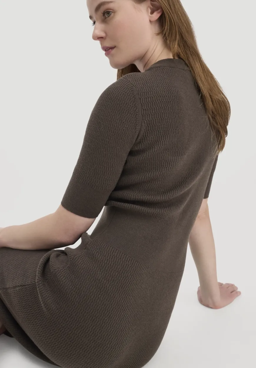 hessnatur Strick Kleid Regular aus Bio-Baumwolle und Wolle von|Damen Kleider & Röcke