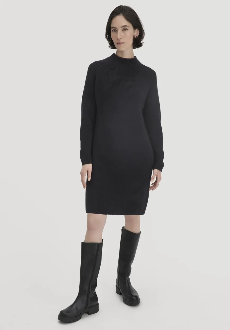 hessnatur Strick Kleid Regular aus reiner Bio-Baumwolle von|Damen Kleider & Röcke|T-Shirts