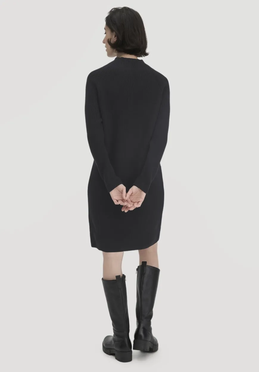 hessnatur Strick Kleid Regular aus reiner Bio-Baumwolle von|Damen Kleider & Röcke|T-Shirts