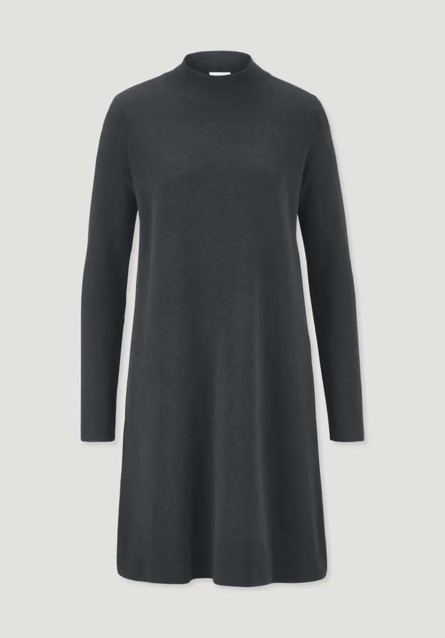 hessnatur Strick Kleid Relaxed aus TENCEL™ Lyocell mit Bio-Baumwolle von|Damen Kleider & Röcke|T-Shirts