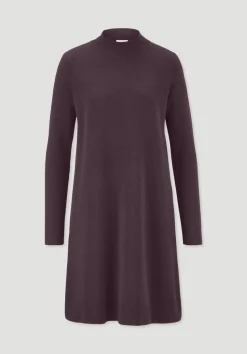 hessnatur Strick Kleid Relaxed aus TENCEL™ Lyocell mit Bio-Baumwolle von|Damen Kleider & Röcke|T-Shirts