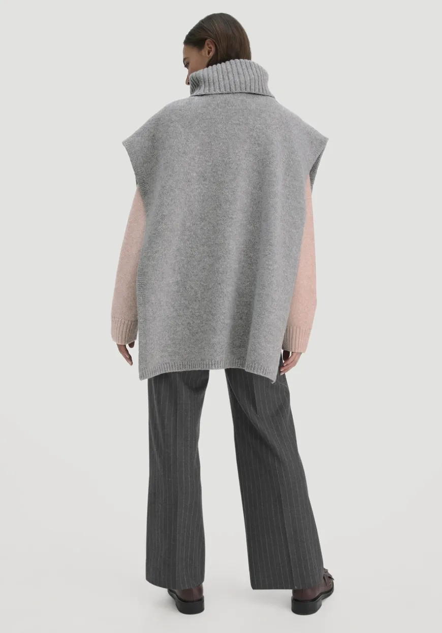 hessnatur Strick Poncho Pullover Oversize BETTER RECYCLING aus reiner Bio-Merinowolle von|Damen Pullover