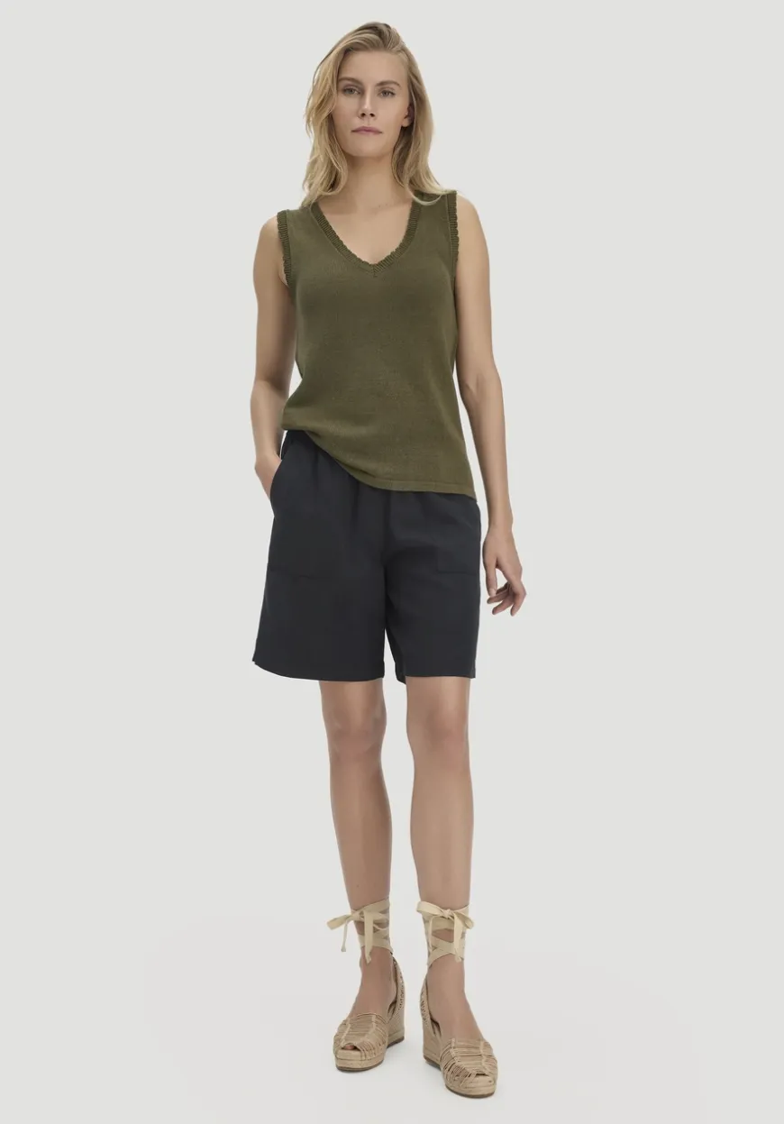 hessnatur Strick Top Regular aus Leinen mit Bio-Baumwolle und LENZING™ ECOVERO von|Damen Shirts & Tops