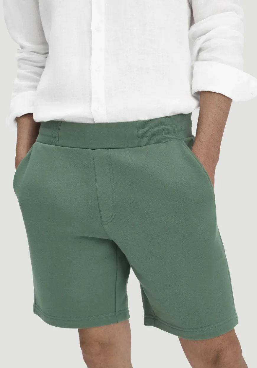 hessnatur Sweat Shorts TRIAS Relaxed BETTER RECYCLING aus reiner Bio-Baumwolle von|Herren Shorts|Sweat