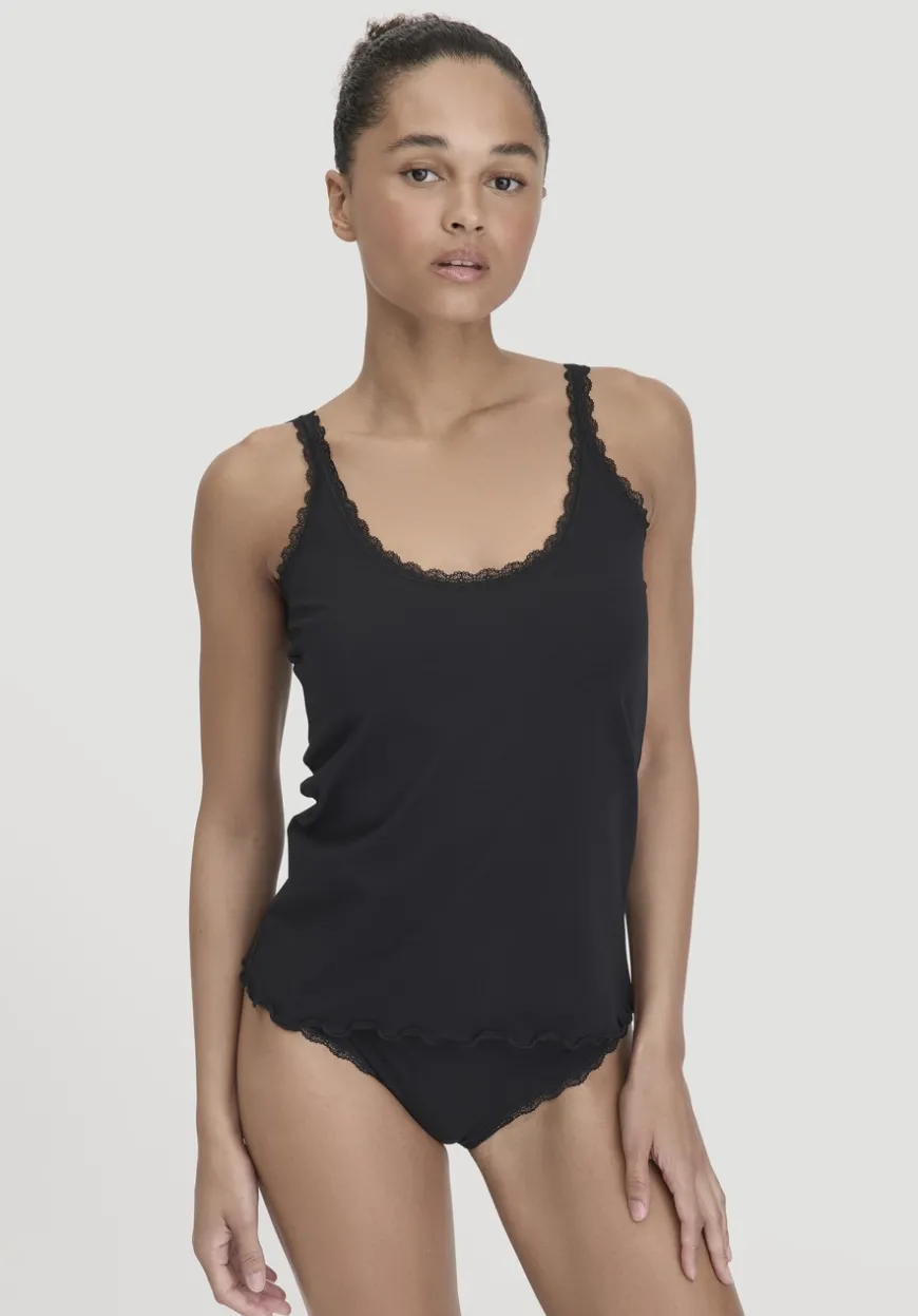 hessnatur Tanktop COTTON FEEL LACE aus Bio-Baumwolle von|Damen Unterhemden|Unterhemden