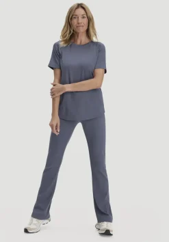 hessnatur T-Shirt Regular ACTIVE COMFORT aus TENCEL™ Lyocell von|Damen Shirts & Tops|Yoga & Activewear